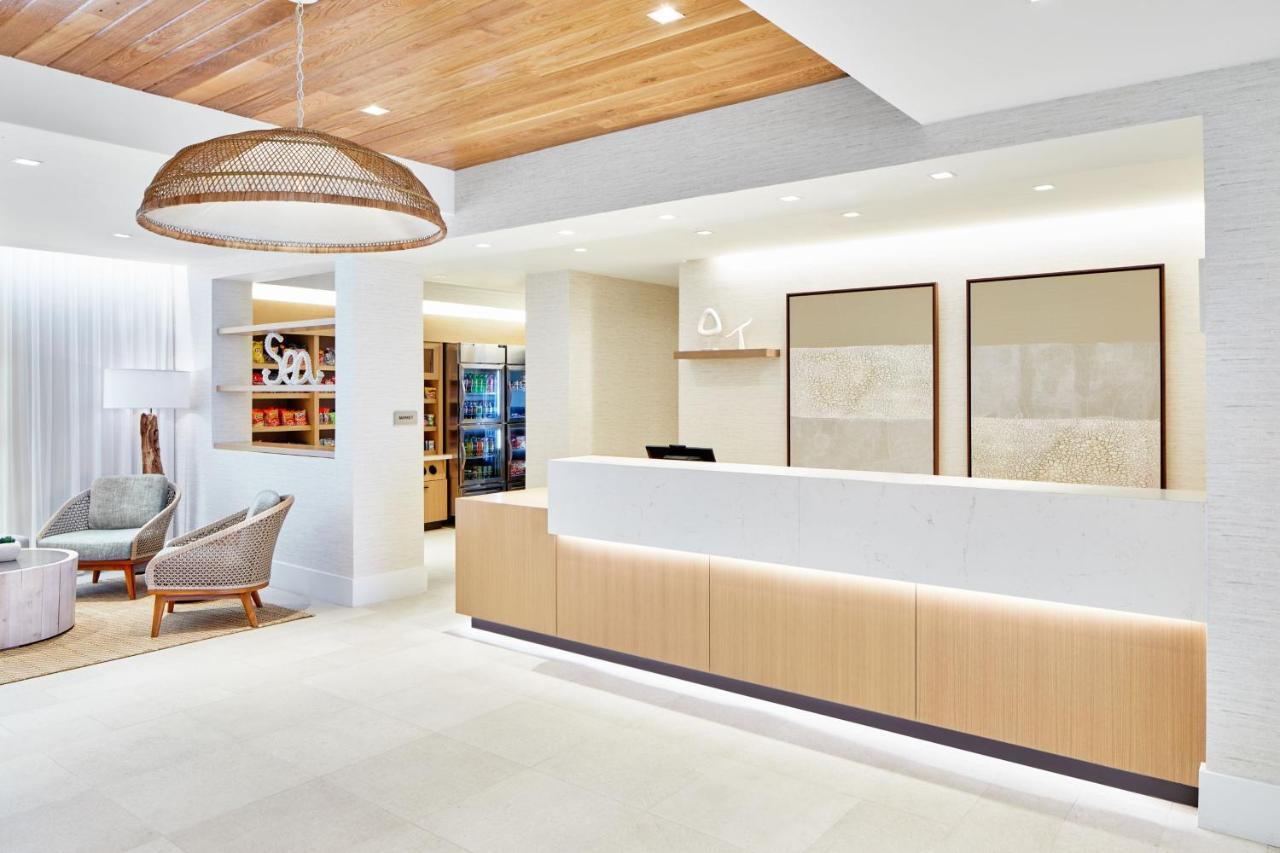 Springhill Suites By Marriott Jacksonville Beach Oceanfront Exterior photo