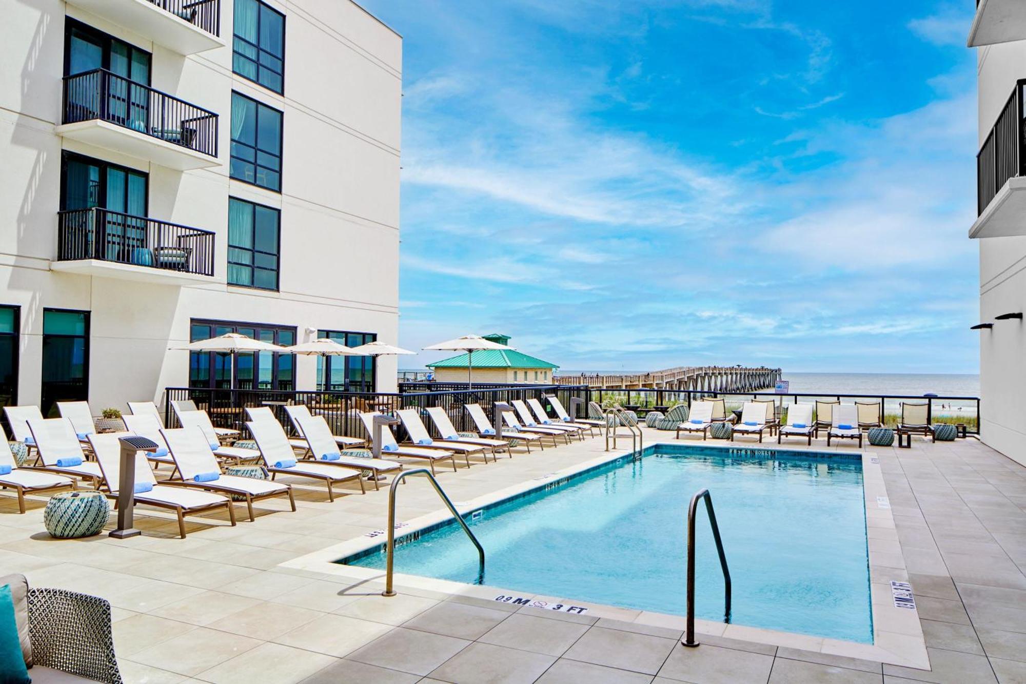 Springhill Suites By Marriott Jacksonville Beach Oceanfront Exterior photo
