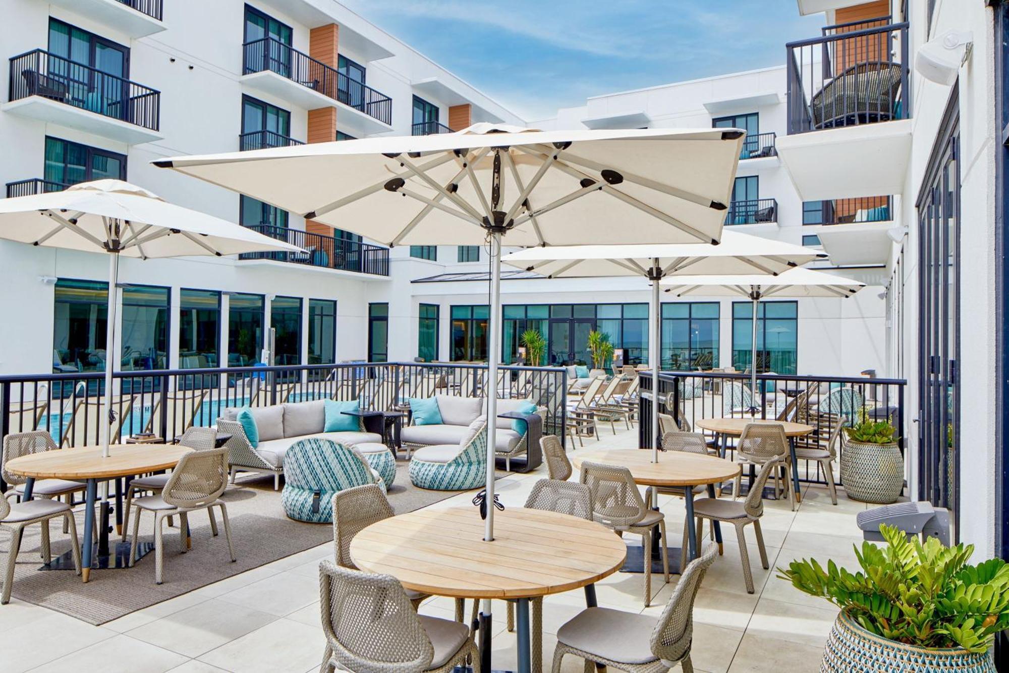 Springhill Suites By Marriott Jacksonville Beach Oceanfront Exterior photo